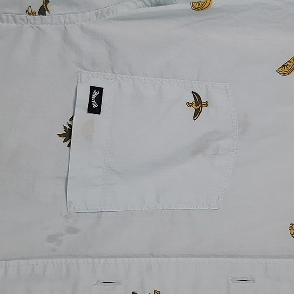 Billabong short sleeved button front shirt with island designs - Picture 3 of 11